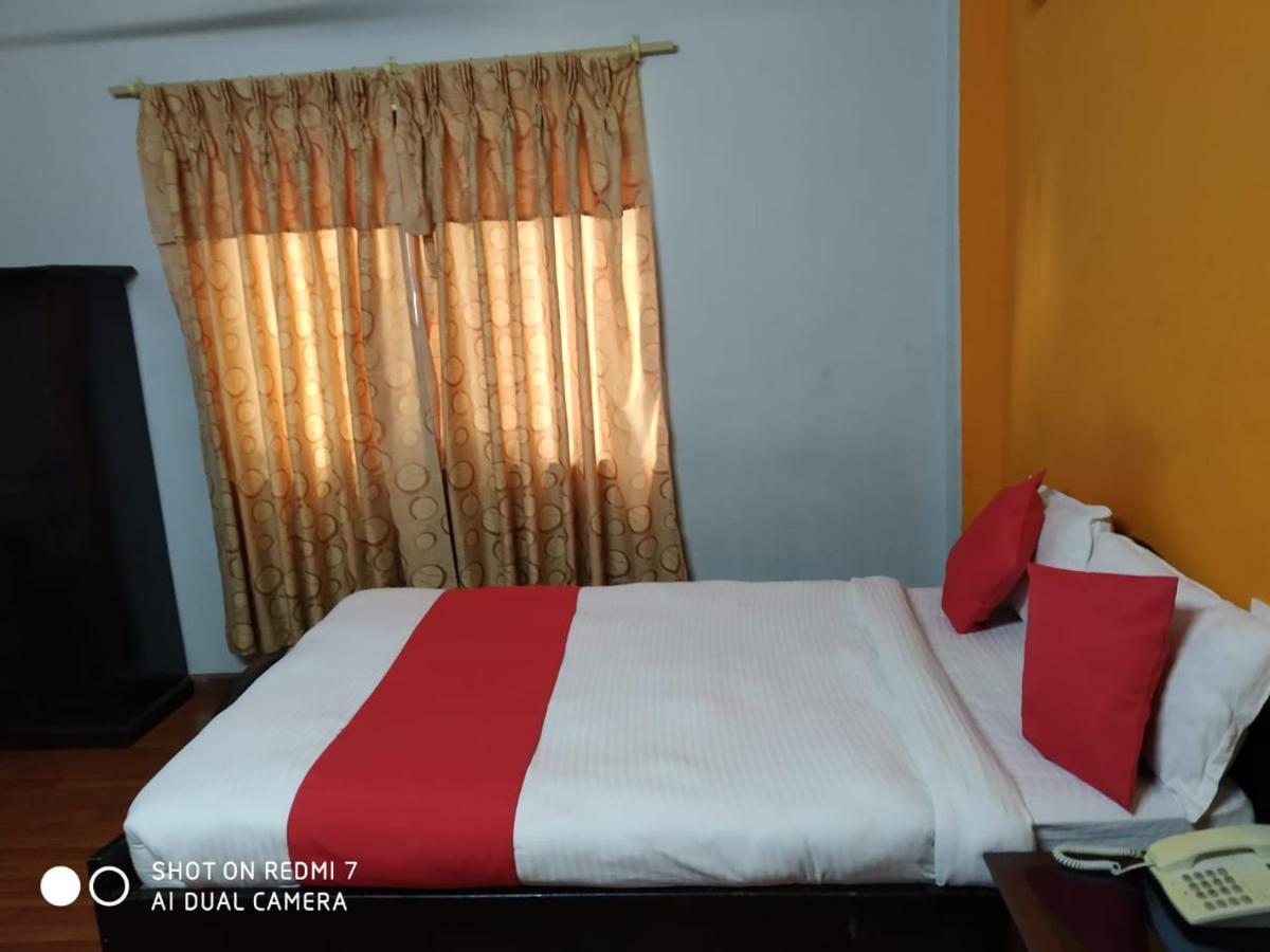 Dream Inn Pokhara Bagian luar foto
