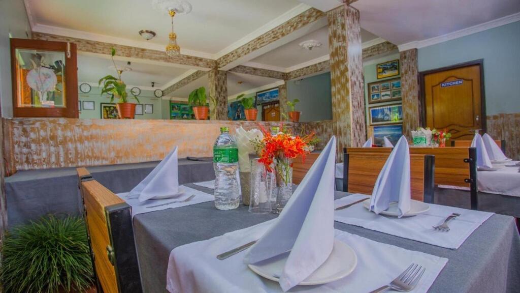 Dream Inn Pokhara Bagian luar foto